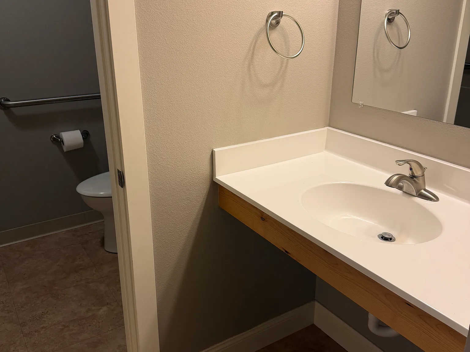 2 bed, 1.5 bath, $1,750 — Photo 4