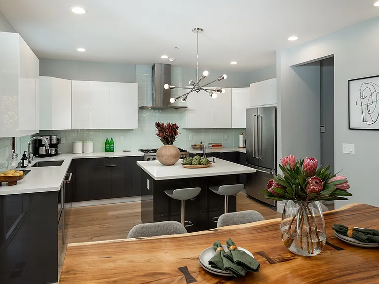 113 Seale Ave — Photo 15