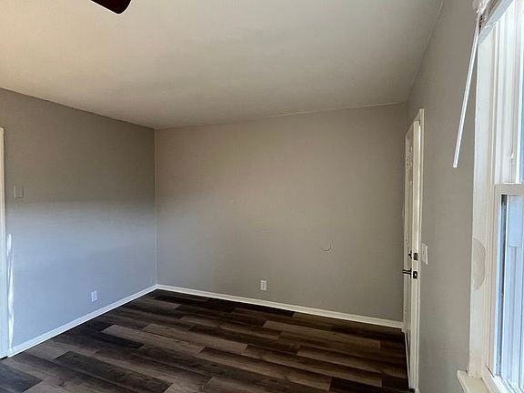 4th image of 3902 Alabama Ave APT 26