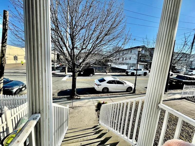 3 bed, 2.0 bath, 1200 sqft, $3,099 — Photo 4