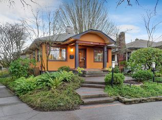 1979 SE Ladd Ave, Portland, OR 97214