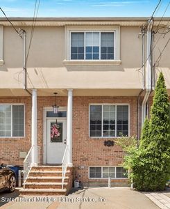 23 Knight Loop, Staten Island, NY, 10306