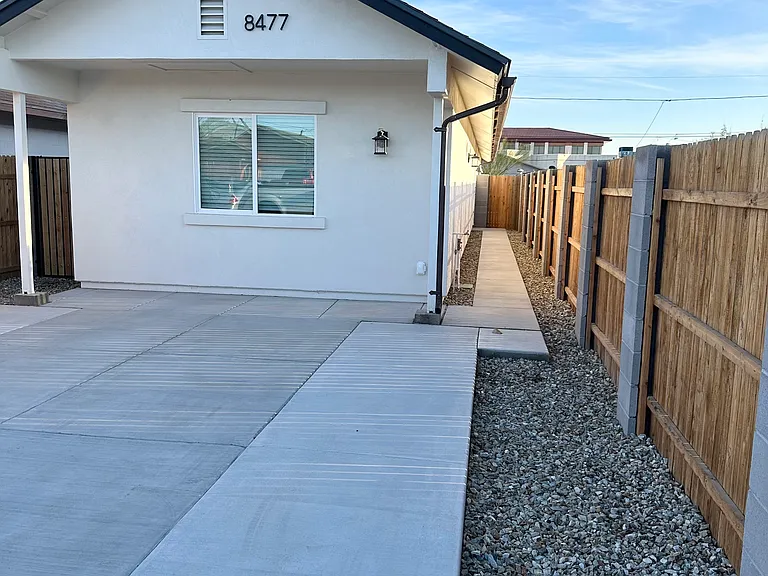 8477 W Madison St — Photo 9