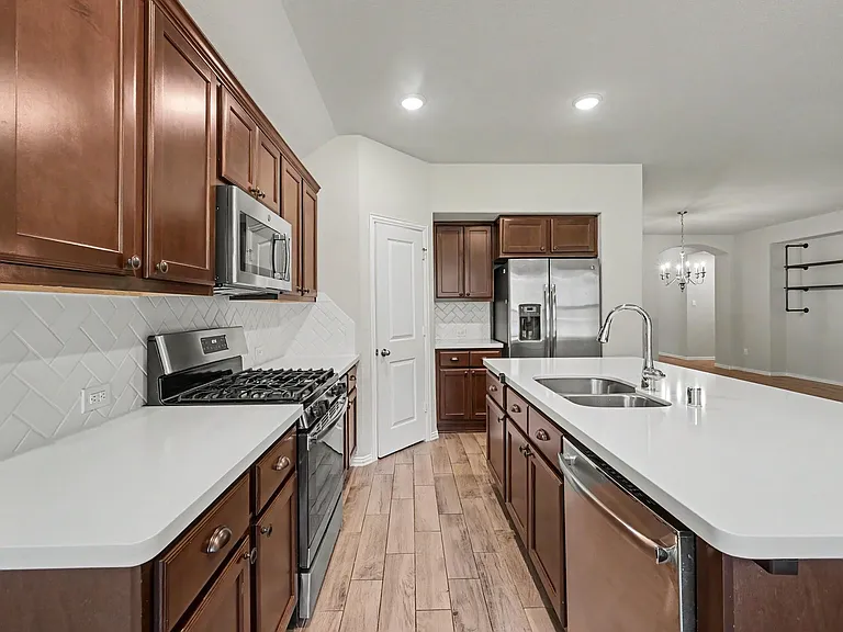 185 Emory Birch Dr — Photo 11