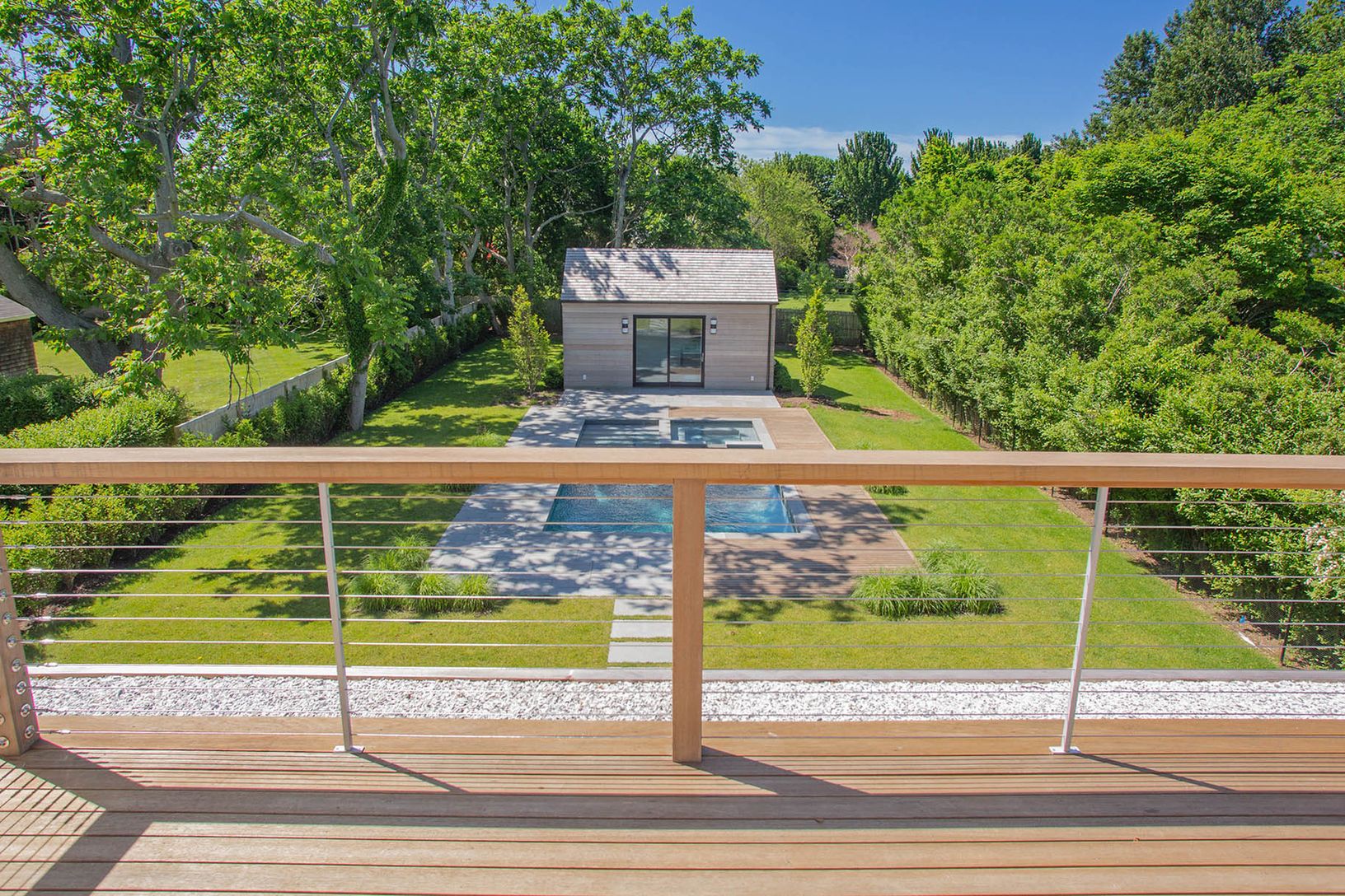  Deck View