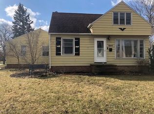 15107 Greenhill Rd, Cleveland, OH 44111