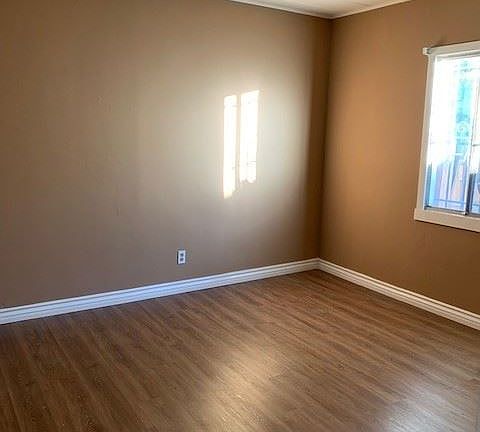 4th image of 455 Pear St APT A