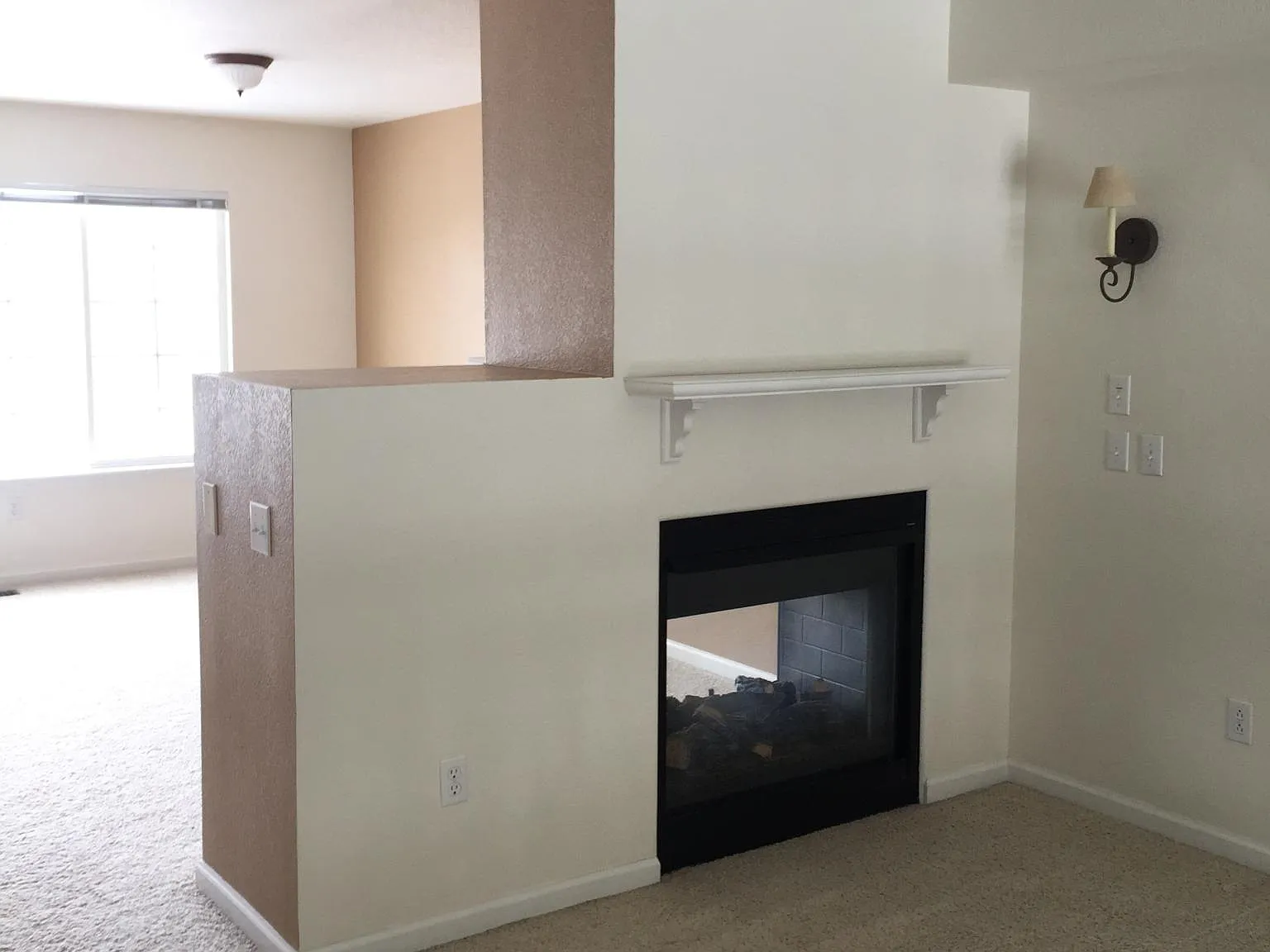 3 bed, 2.5 bath, 1566 sqft, $3,000 — Photo 2