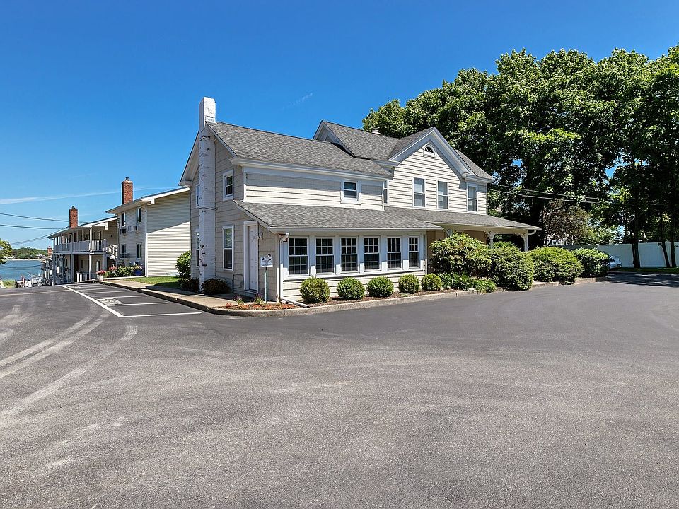81 W Tiana Rd Hampton Bays, NY, 11946 Apartments for Rent Zillow