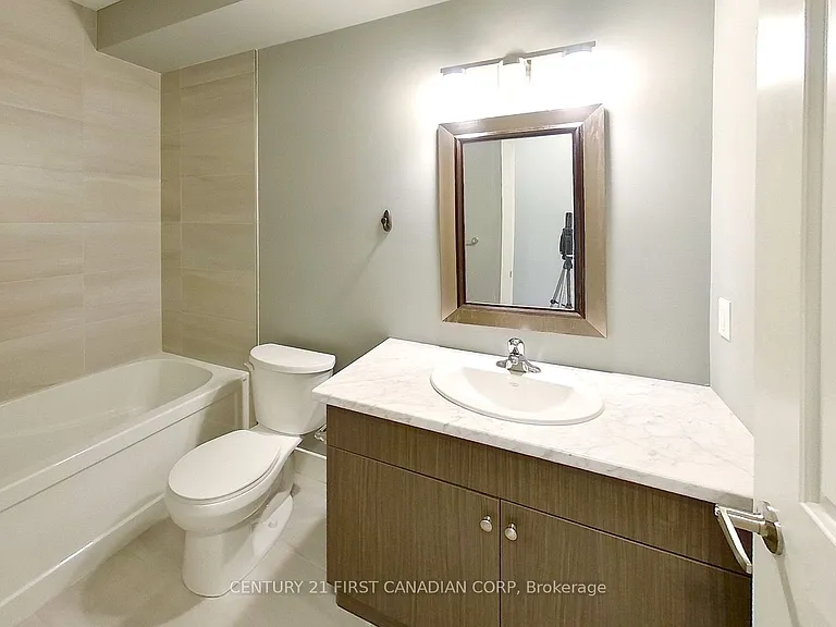 1375 Whetherfield St #98 — Photo 12