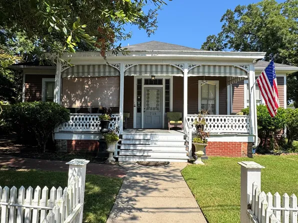 718 N Union St, Natchez, MS 39120