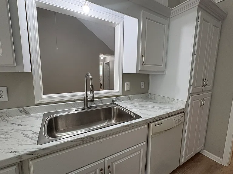 2700 Fort Daniels Dr — Photo 16