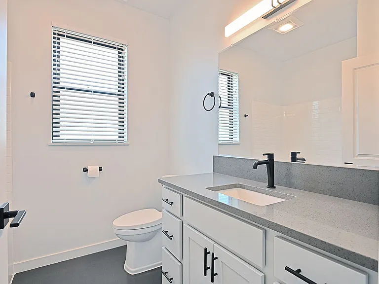 1495 Oxbow Dr — Photo 35