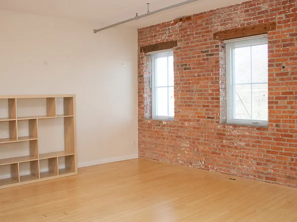 56 W Gay St, Harrisonburg, VA