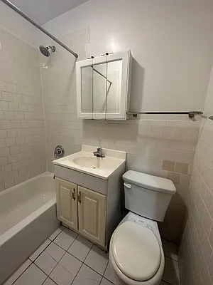 Rented by Peter R. Hungerford, LREB | media 30