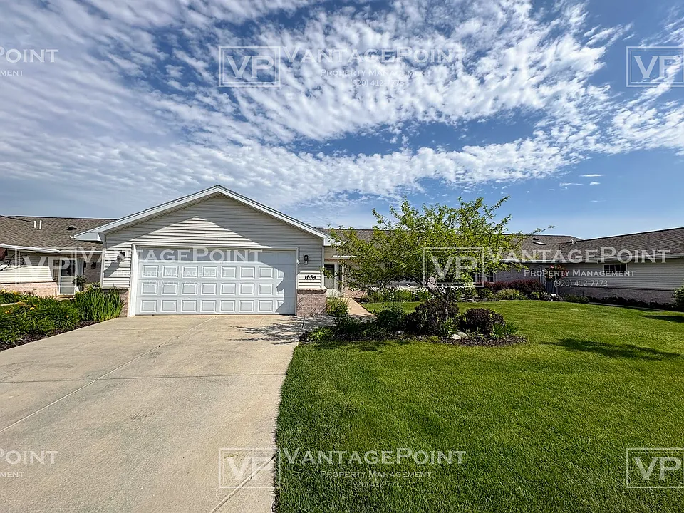 1684 Twin Lakes Cir #1