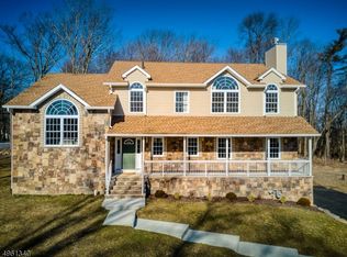 1 Eagles Nest Ter, West Milford, NJ 07480