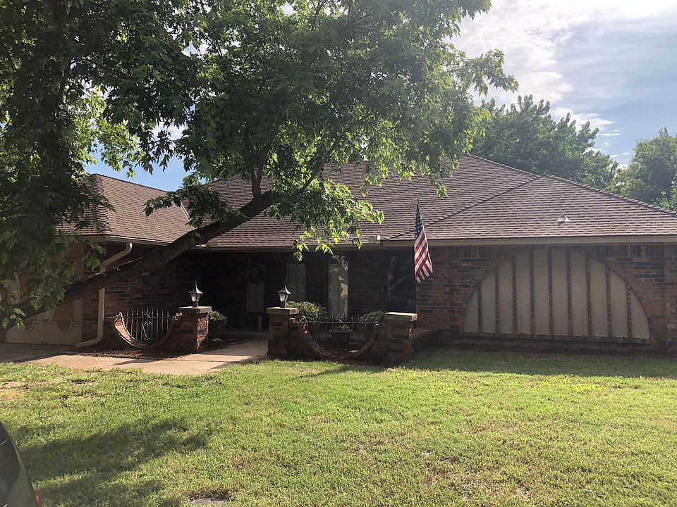 1st image of 9208 Sutton Pl