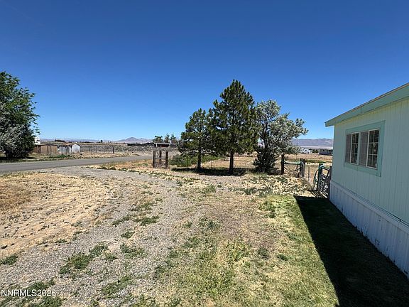 4th image of 5320 Paradise Ranchos Dr