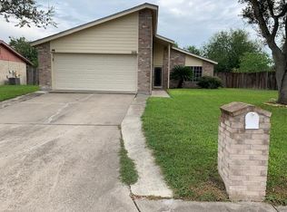 222 Lemonwood Dr, Kingsville, TX 78363
