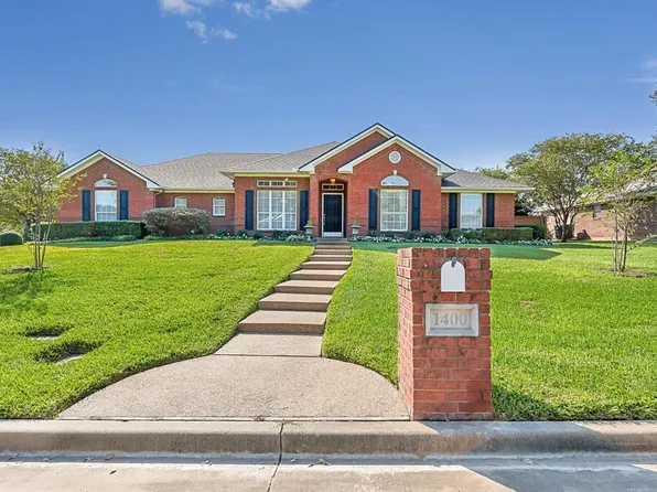 1400 Radisson Dr, Hewitt, TX 76643