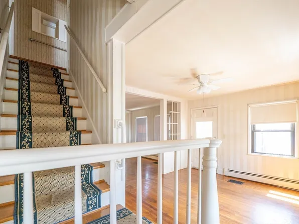 46 Park St, New Bedford, MA 02740