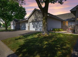 5514 Nathan Ln N APT 3, Plymouth, MN 55442