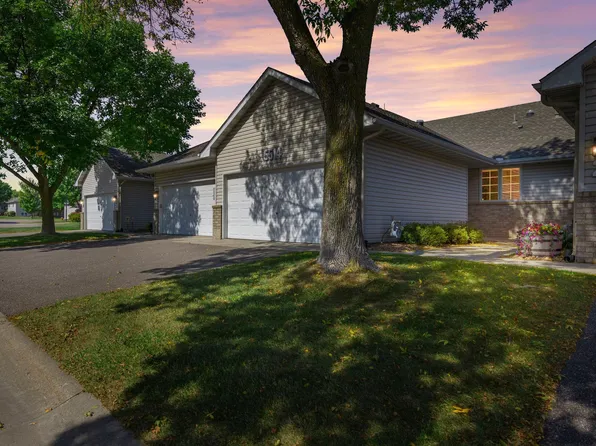 5514 Nathan Ln N APT 3, Plymouth, MN 55442
