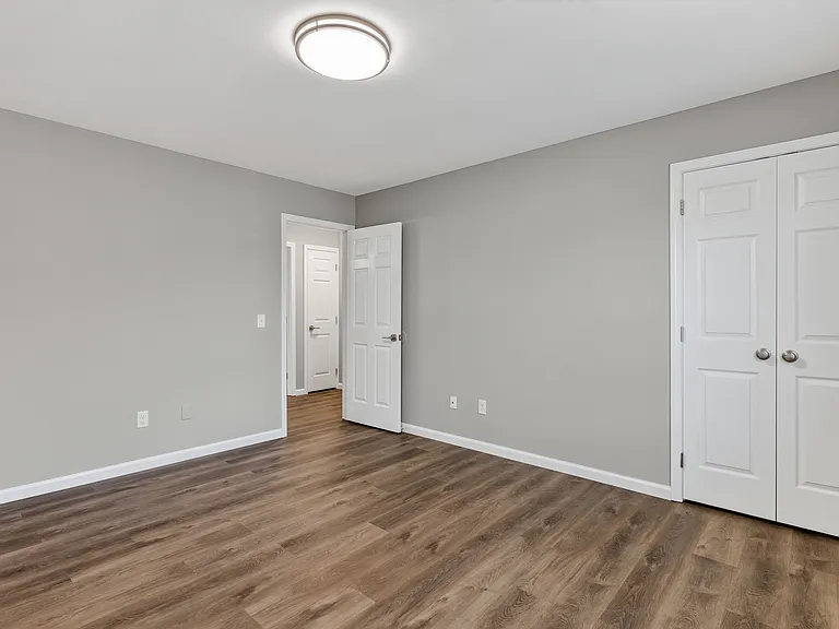 720 N Dixie Ave — Photo 7