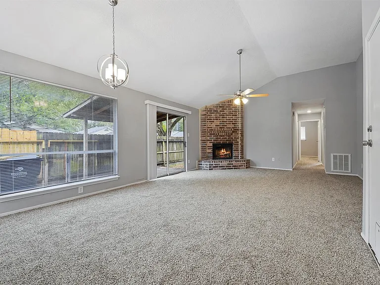 22101 Moss Falls Ln — Photo 5