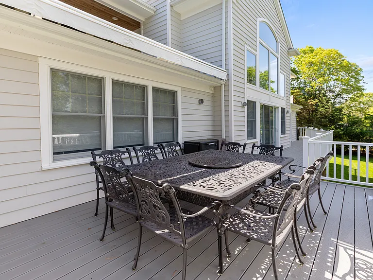 11 Pine Grove Ct — Photo 20