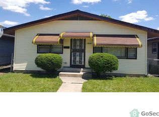 15141 8th Ave, Phoenix, IL 60426