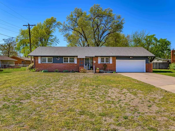 9130 W Murray Ct, Wichita, KS 67212