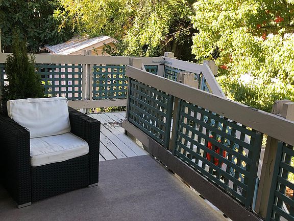 4th image of 105 Oak Rim Ct APT 18