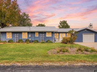 713 N River Rd, Ashland, NE 68003