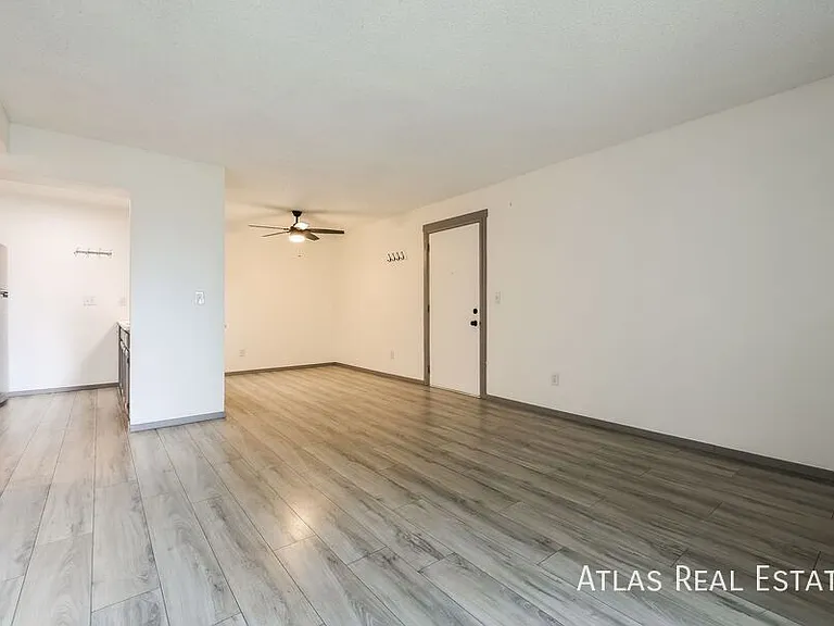 519 Wright St #305 — Photo 4