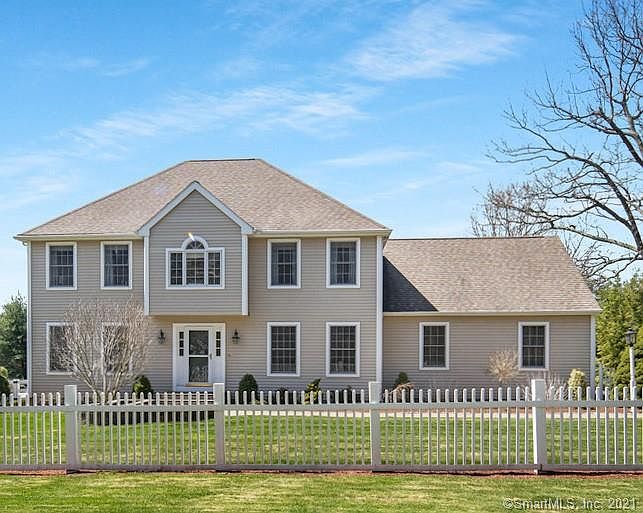 155 Niederwerfer Rd South Windsor Ct 06074 Mls 170383555 Zillow