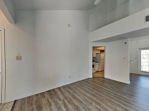 4th image of 3105 San Jacinto St APT 308