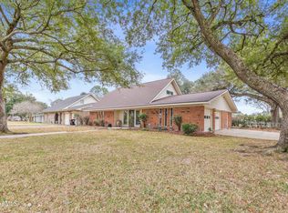 407 Maple Dr, Lafayette, LA 70506