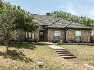 6700 Parkside Ct, Arlington, TX 76016