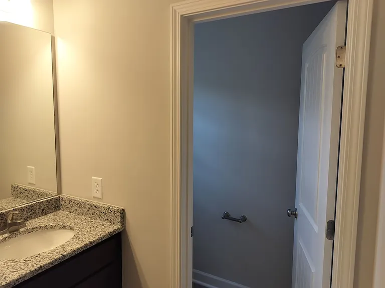 1051 McKay Dr — Photo 13