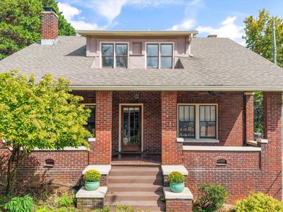 1011 Thompson Pl, Knoxville, TN, 37917