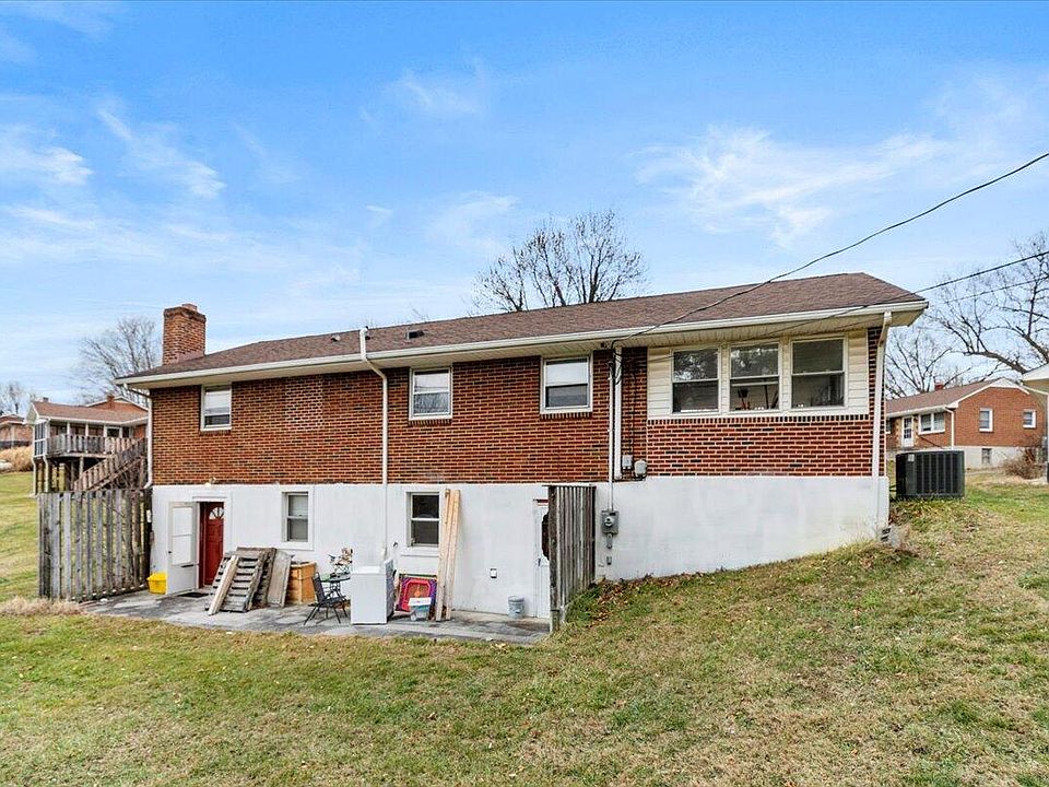135 Griggs St, Christiansburg, VA 24073 Zillow