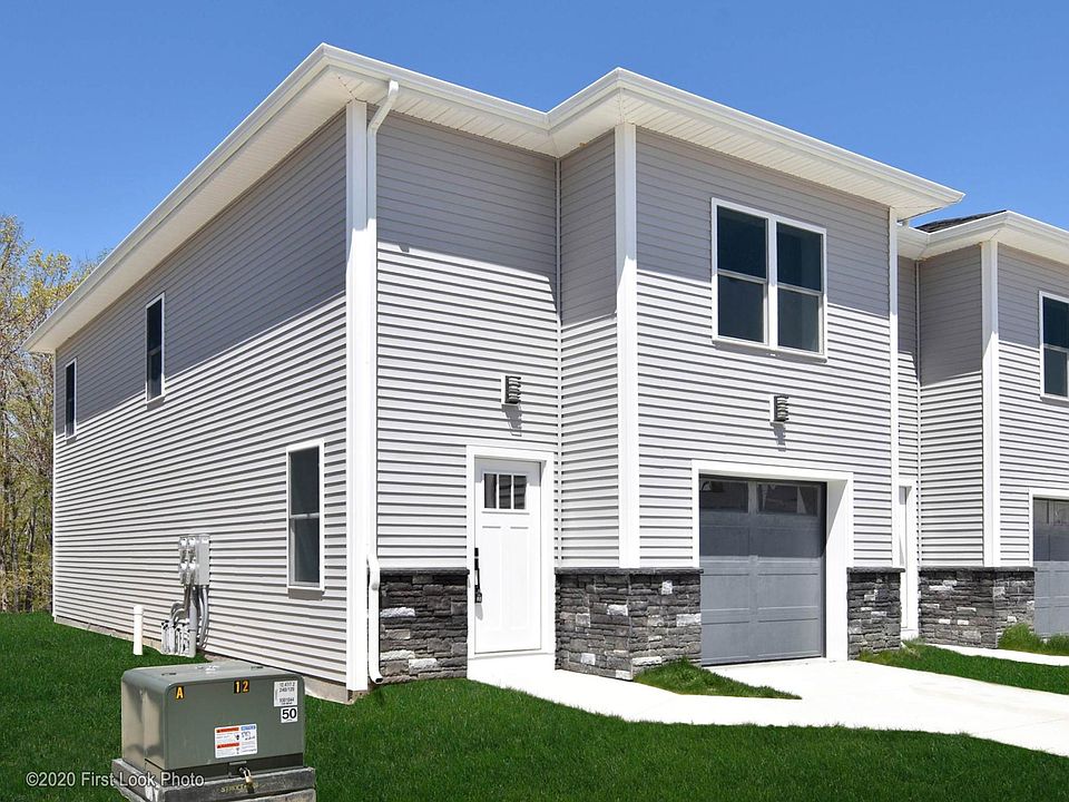 1st image of 3 Tulip Hill Dr #0