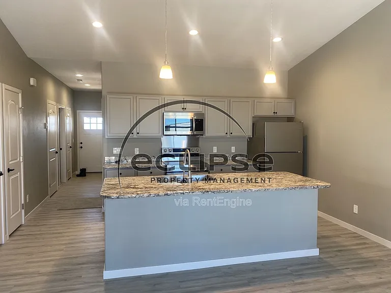 511 Crestone Ave #511 — Photo 7