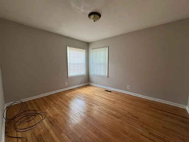 1685 Upper River Rd — Photo 11