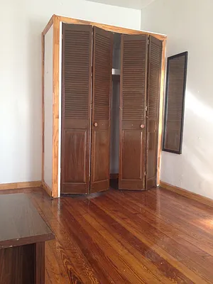 Rented by New York Realty Minimax Inc | media 46