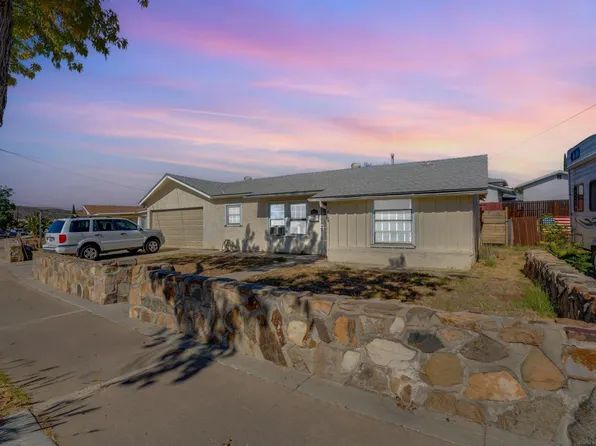 9254 Ruffin Rd, Santee, CA 92071