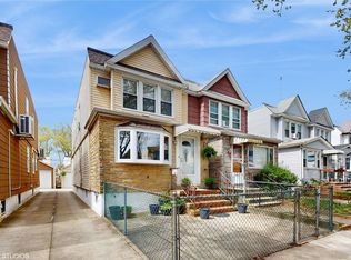 6912 67th St, Ridgewood, NY 11385
