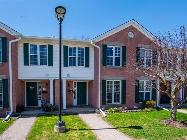 465 Woolwich St #9, Waterloo, ON N2K 3S4